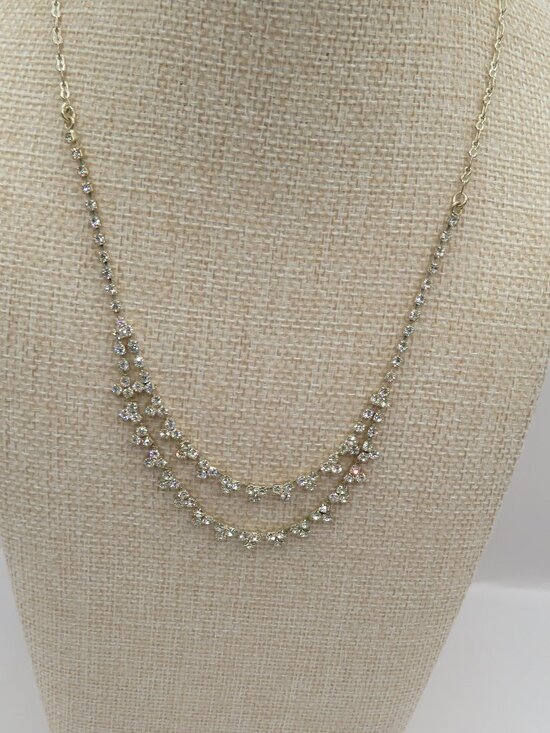 Jewelry - Vintage Clear Rhinestone Silver Tone Necklace
